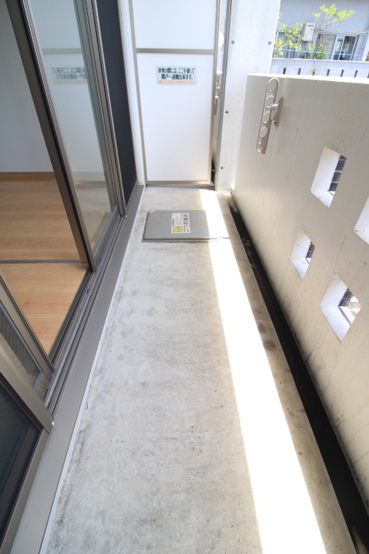 バルコニー　バルコニー