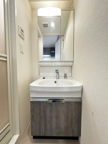 洗面設備　詳細は、RISUMO江坂本店までお問合せください♪