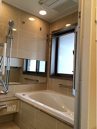 バス・シャワールーム