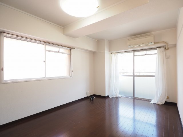 その他部屋・スペース　落ち着いて過ごせるお部屋なので、寝室にいかがでしょうか