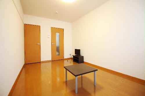 その他　テレビ、テレビ台、テーブルは標準装備です♪