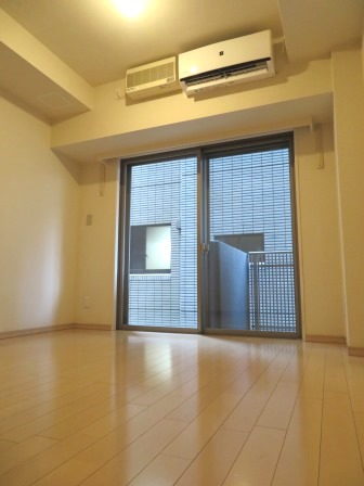 D’クラディアイヴァン初台の居間写真
