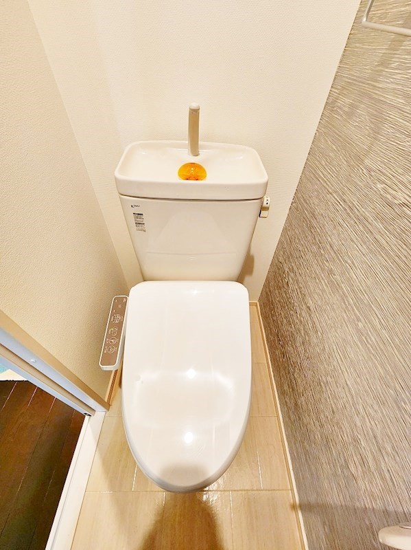 トイレ　★温水洗浄便座トイレ★