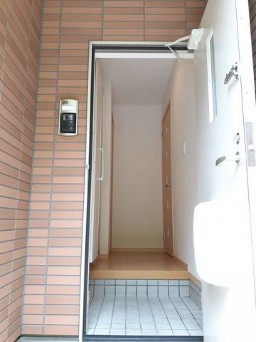 玄関　明るい玄関です