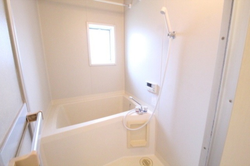 バス・シャワールーム　図面と現状に相違がある場合には現状を優先