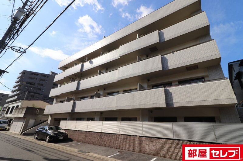 建物外観　綺麗な外観ですね。