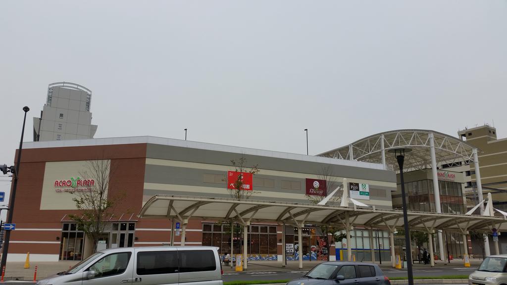 スーパー　フードウェイアクロスプラザ大分駅南店（スーパー）まで703m