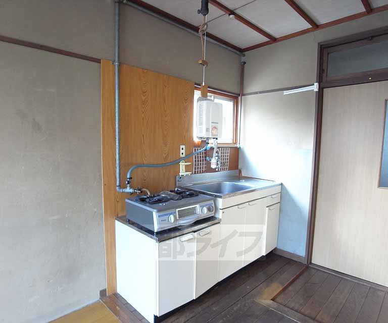 キッチン　・お問い合わせは京都ライフまで・