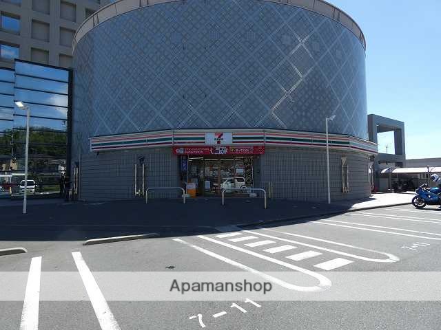コンビニ　セブンイレブン　浜松商工会議所店（コンビニ）まで696m
