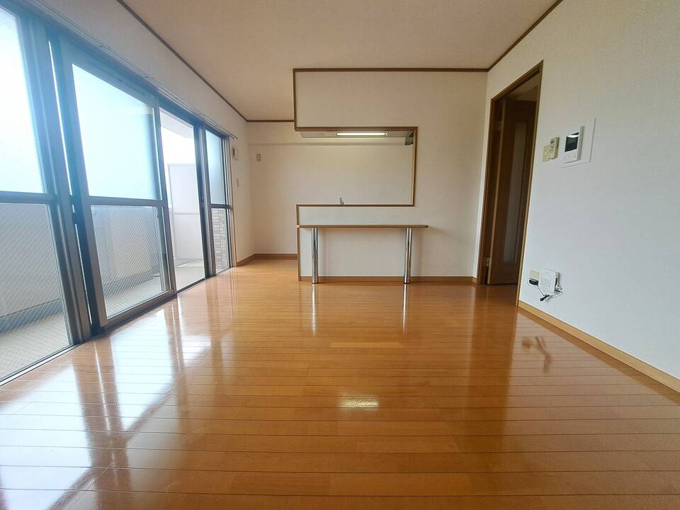 居室・リビング　リビング