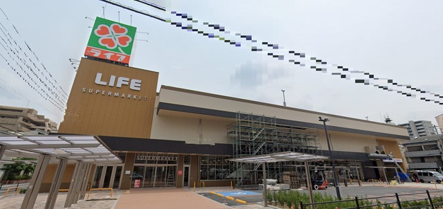 スーパー　ライフ守口滝井店（スーパー）まで537m