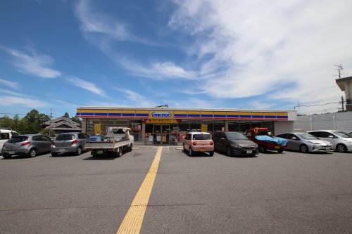 コンビニ　ミニストップ　加賀田店（コンビニ）まで759m