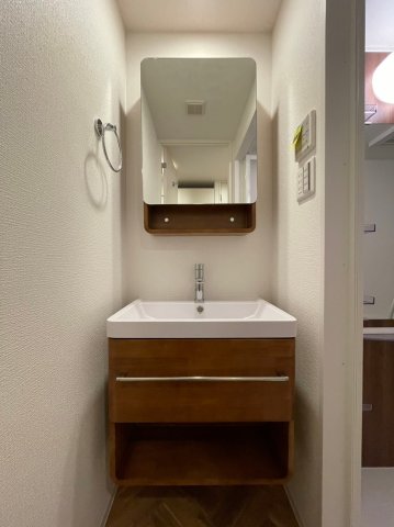 洗面設備　詳細は、RISUMO江坂本店→06-6155-7137まで♪