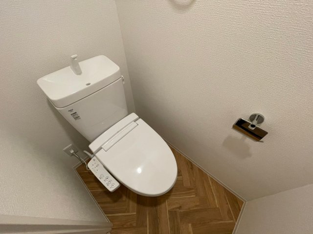 トイレ　詳細は、RISUMO江坂本店→06-6155-7137まで♪