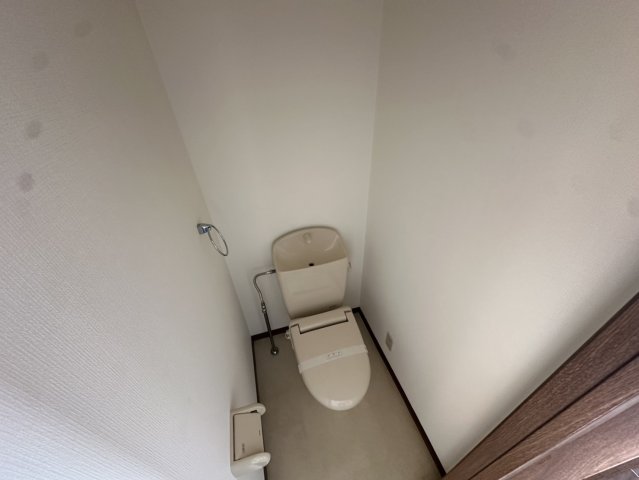 トイレ　トイレもきれいです