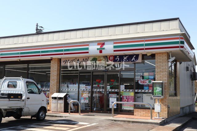 コンビニ　セブンイレブン 上越子安店（コンビニ）まで522m