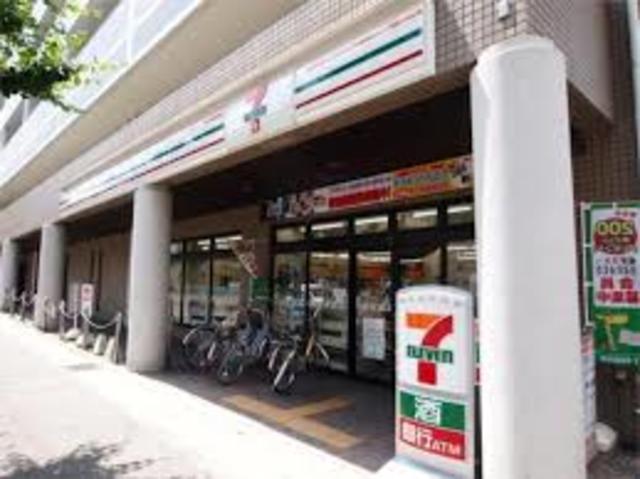 コンビニ　セブンイレブン京都修学院駅前店（コンビニ）まで358m