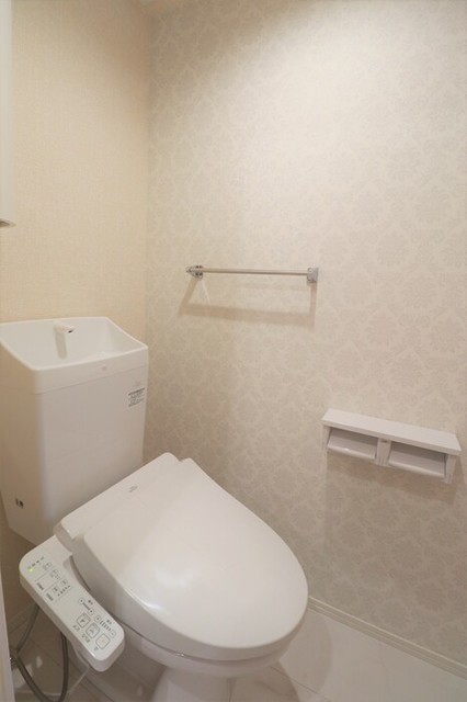 トイレ　同施工会社参考写真