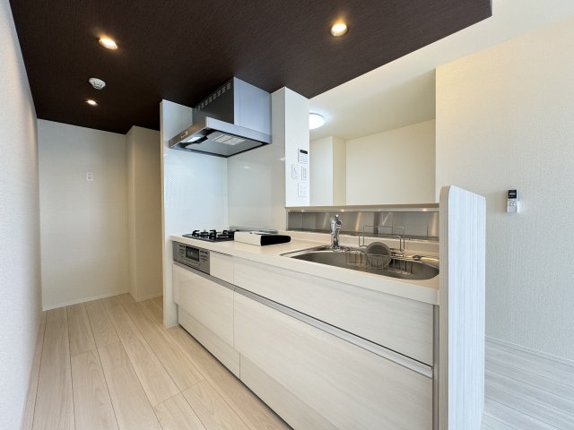 キッチン　同じハウスメーカーの室内写真です （イメージとなります）