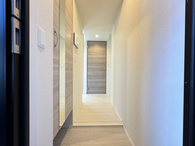 玄関　同じハウスメーカーの室内写真です （イメージとなります）