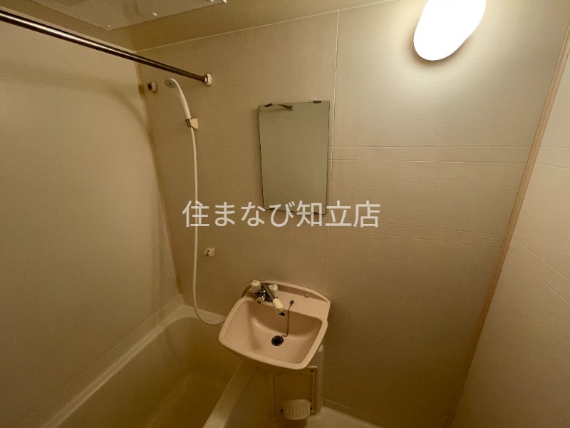 洗面設備　同型別部屋写真