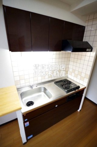 キッチン　システムキッチン（グリル付二個口ガステーブル）