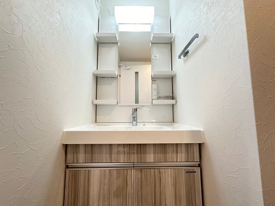 洗面設備　※別部屋の写真です