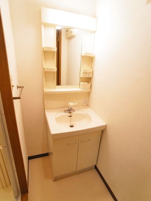 洗面設備　♪朝・晩の強い味方、独立洗面台！♪