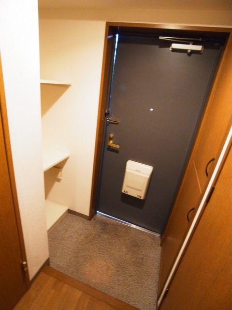 玄関　♪大きなシューズＢＯＸ付き♪