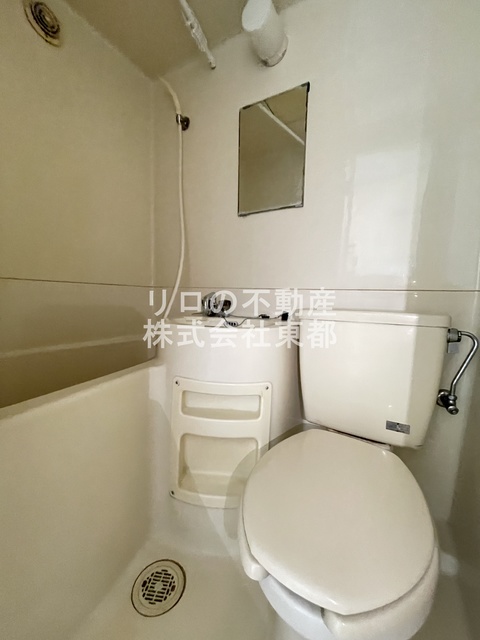 バス・シャワールーム　バストイレが一緒になってるとお掃除がしやすいです♪