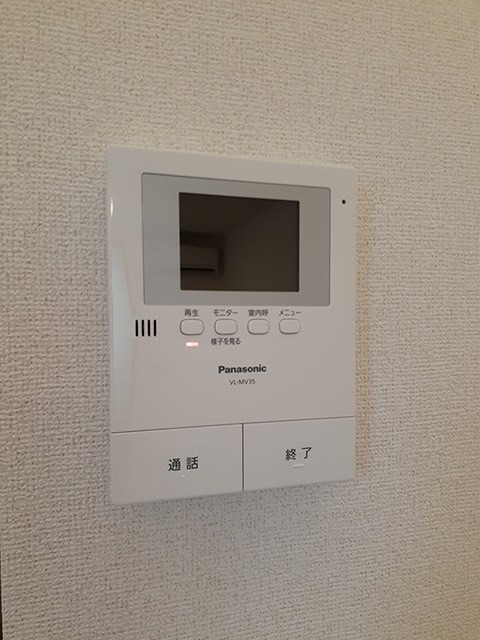 セキュリティ　来訪者の姿を確認できます。