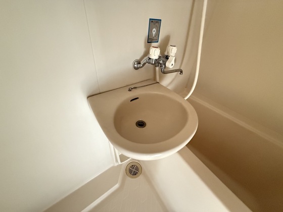 洗面設備　※他部屋の写真です。現況優先。