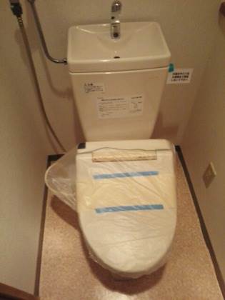トイレ　トイレ