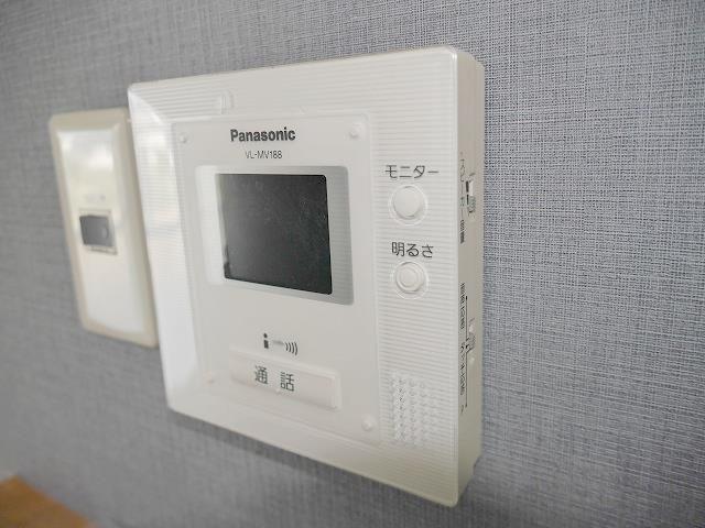 その他　モニター付きインターホンで安心♪