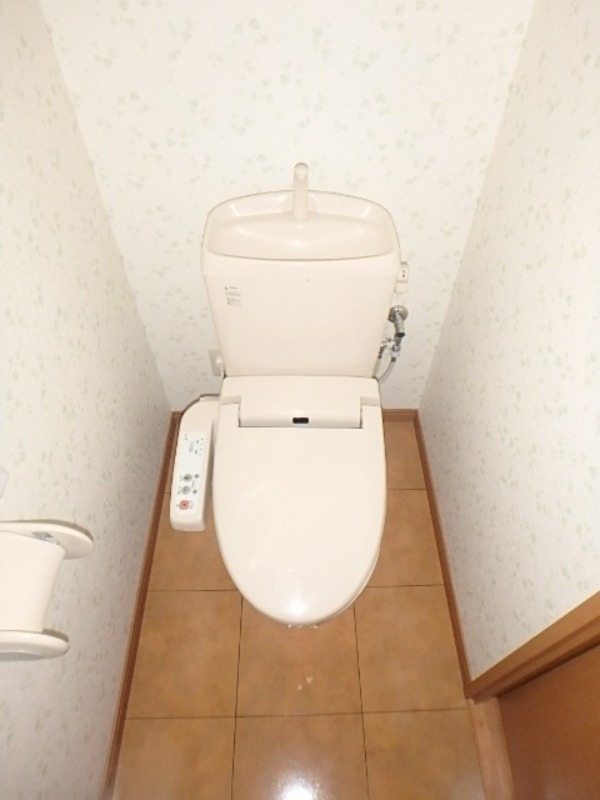 トイレ　図面と現状に相違がある場合には現状を優先