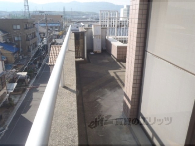 バルコニー　給湯パネル
