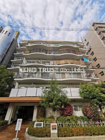 建物外観　外観は落ち着いています