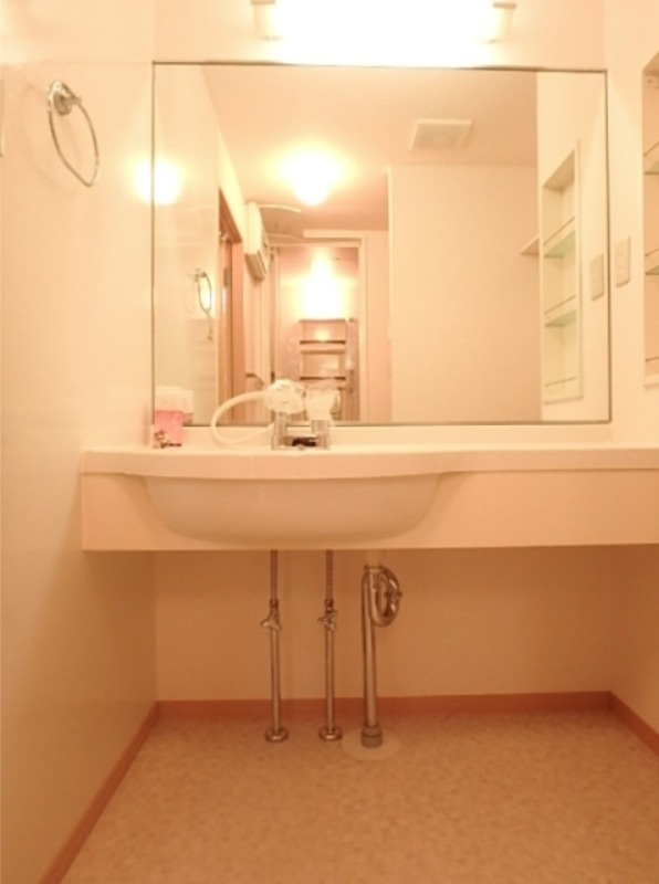 洗面設備　図面と現状に相違がある場合には現状を優先．．．