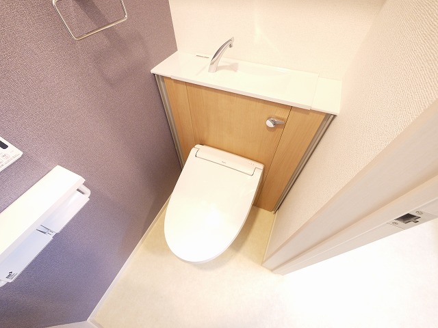 トイレ　トイレもきれいです