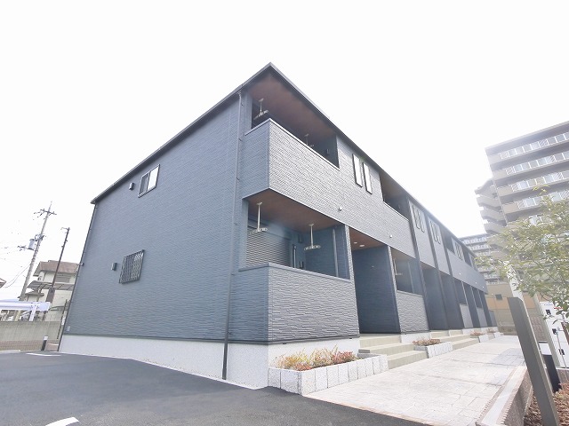 建物外観　外観は落ち着いています