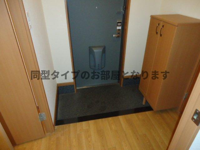 玄関　玄関（イメージ）