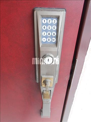 エントランス　デジタルロック