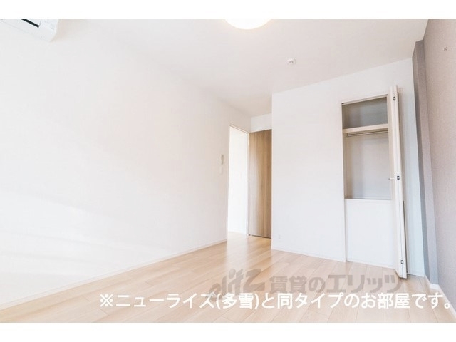 居室・リビング　洋室