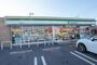 コンビニ　ファミリーマート松山針田店（コンビニ）まで661m