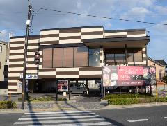 飲食店　ワンカルビ 茨木店（飲食店）まで745m