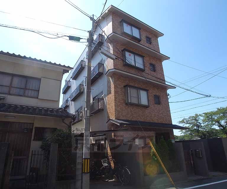 建物外観　・お問い合わせは京都ライフまで・