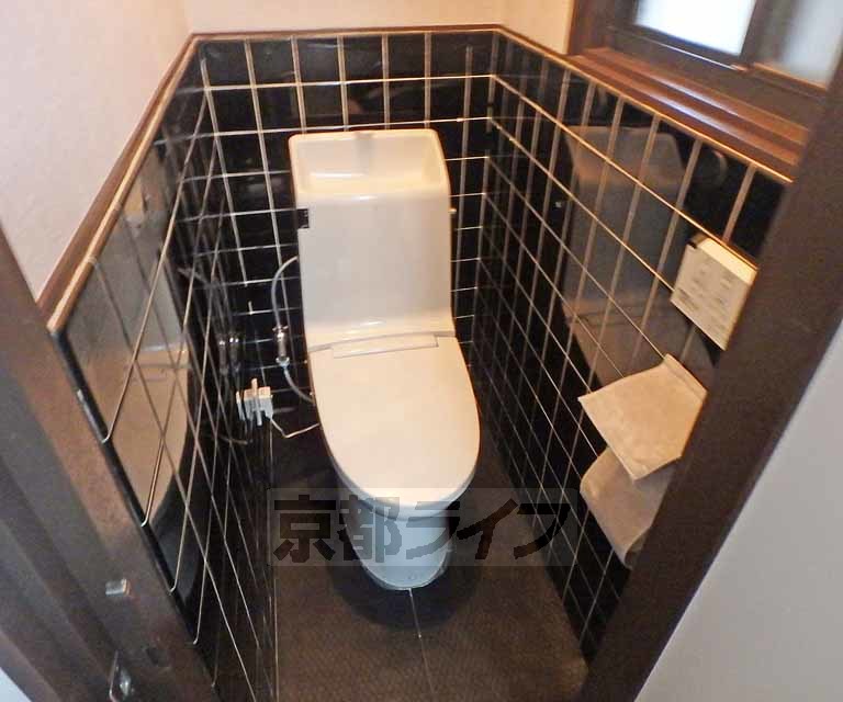 トイレ　清潔感のあるトイレです。