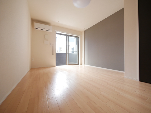 その他部屋・スペース　★明るい洋室で住み心地が良さそうですね★