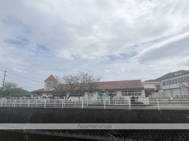 幼稚園・保育園　瀬戸内市立国府幼稚園（幼稚園・保育園）まで1476m