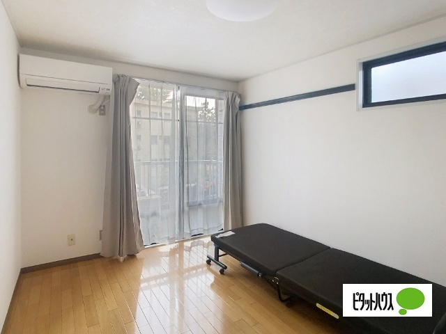 居室・リビング　２０２の写真